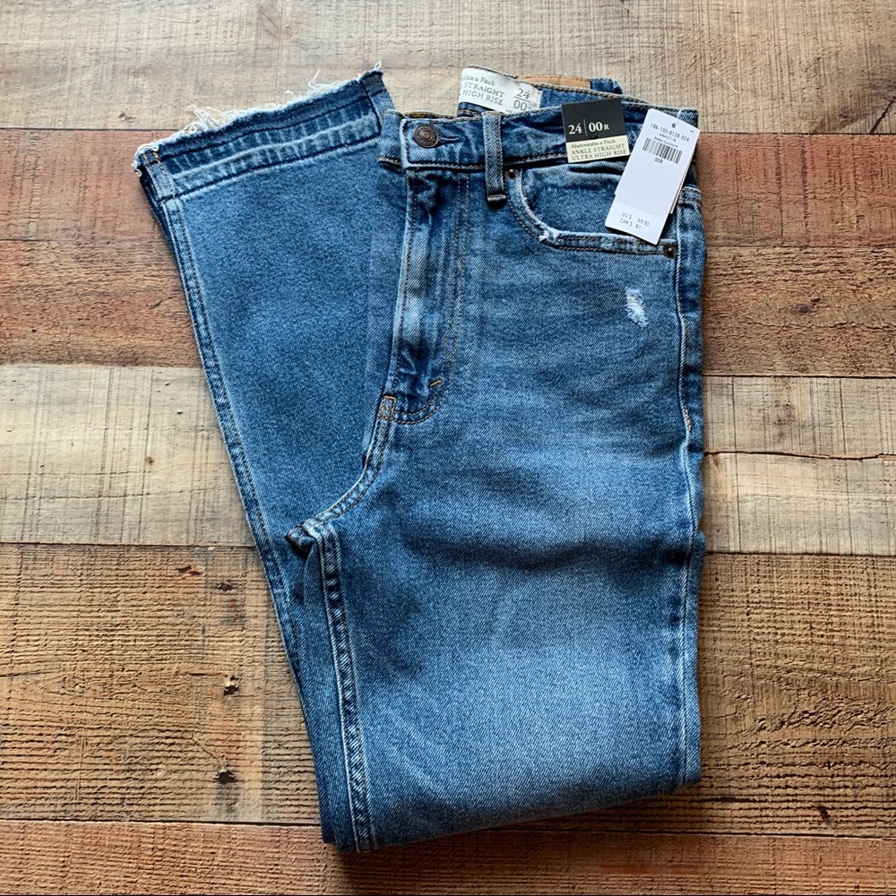 Abercrombie fitch ankle straight ultra high rise